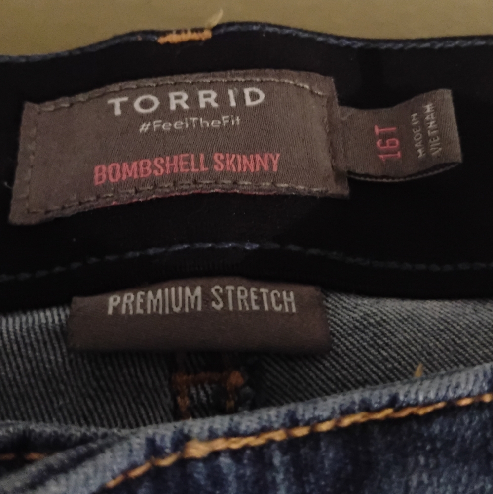Torrid Bombshell Skinny Jeans - Premium Stretch Dark Blue